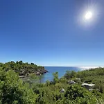 Blanca Villa *